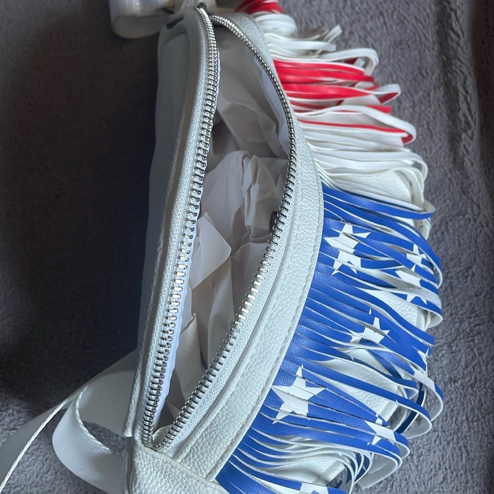 Fanny pack